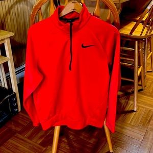 Men’s red Nike dri fit pullover 1/4 zip